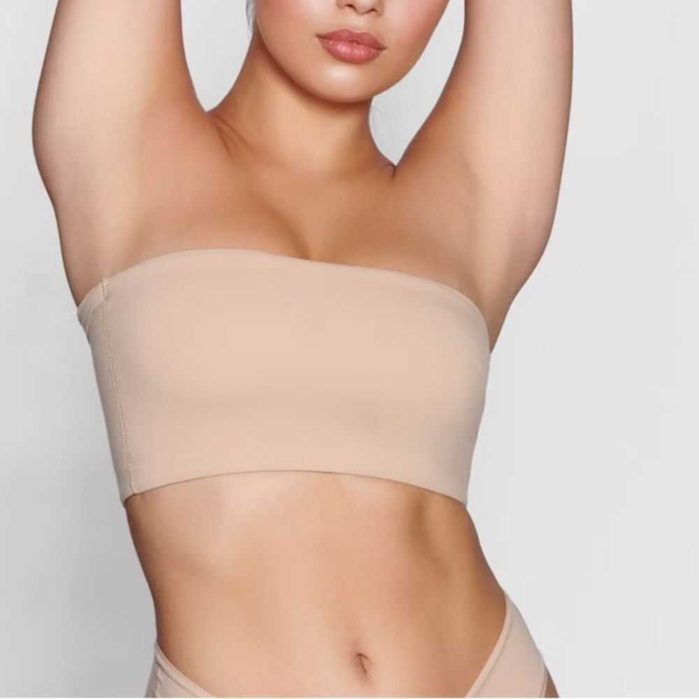 SKIMS Small Clay Bandeau Tube Top strapless bra